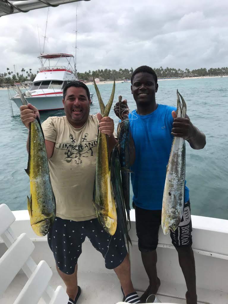 The Cabrera Family's Dorado catch